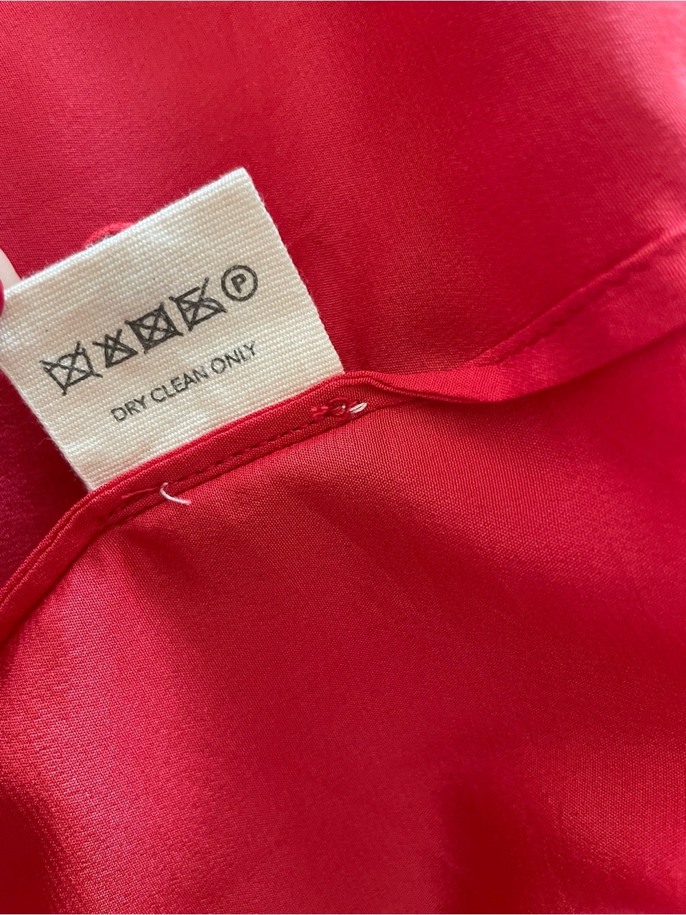 MIRTH LARGE Malmo 100% silk red long sleeve midi dress - Picture 8 of 9